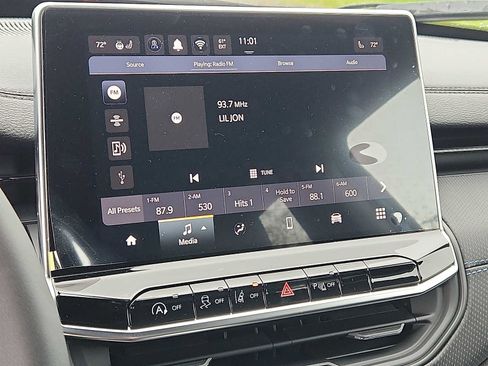 New 2026 Jeep Compass Limited image 12