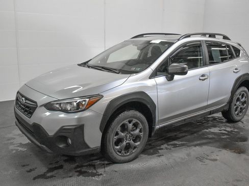 Used 2021 Subaru Crosstrek 2.5i Sport w/ Moonroof Package image 3