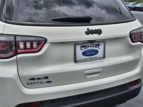 Used 2020 Jeep Compass Latitude image 15