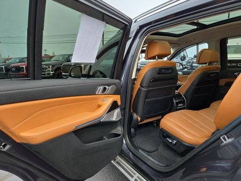 Used 2019 BMW X7 xDrive40i w/ Premium Package AWD/4WD image 11