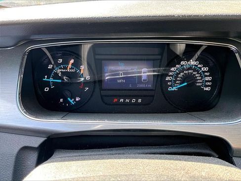 Used 2017 Ford Taurus SEL AWD/4WD image 7