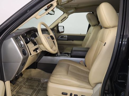 Used 2014 Ford Expedition EL XLT w/ Equipment Group 202A image 10