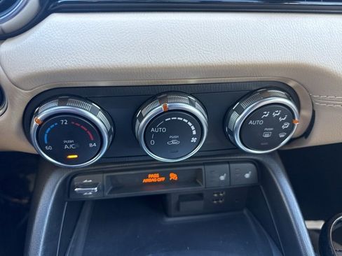 Used 2017 MAZDA MX-5 Miata RF Grand Touring image 15