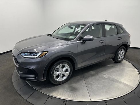 Certified 2025 Honda HR-V LX image 4