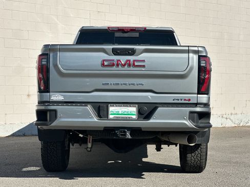 Used 2025 GMC Sierra 3500 AT4 w/ AT4 Premium Plus Package AWD/4WD image 4