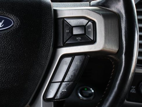 Used 2020 Ford F250 Platinum w/ FX4 Off-Road Package image 26