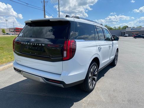 New 2026 Ford Expedition Platinum AWD/4WD image 7