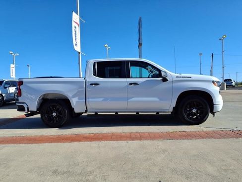 Used 2023 Chevrolet Silverado 1500 Custom w/ LPO, Dark Essentials Package image 8