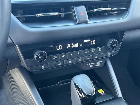 New 2026 Subaru Outback Touring AWD/4WD image 24