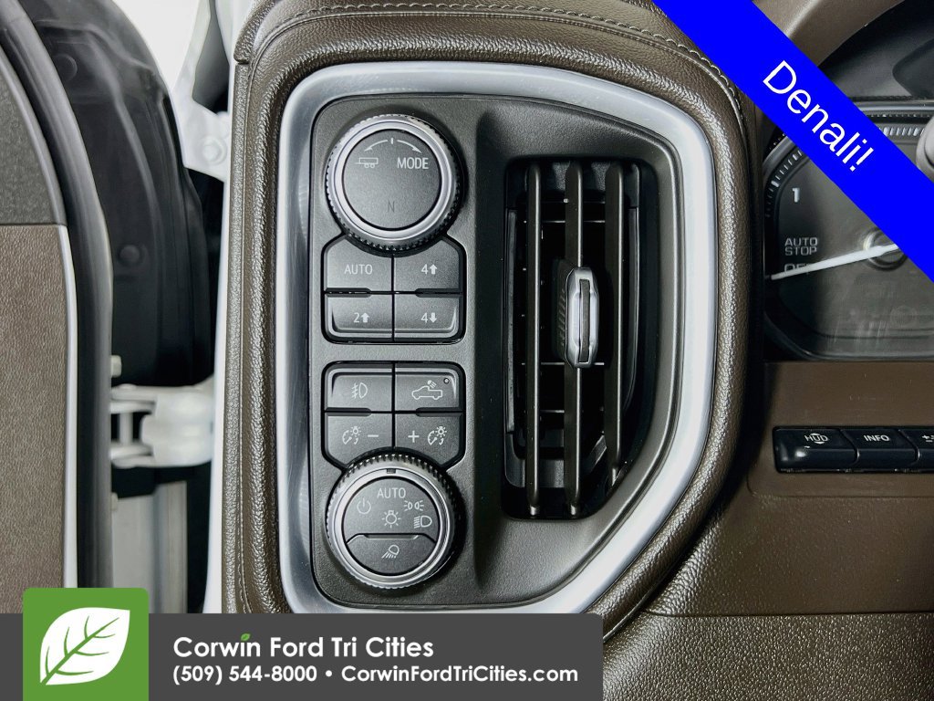 Used 2020 GMC Sierra 1500 Denali w/ Denali Ultimate Package AWD/4WD image 18