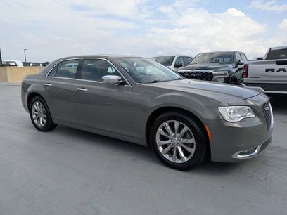 Used 2019 Chrysler 300 Limited w/ Safetytec Plus Group