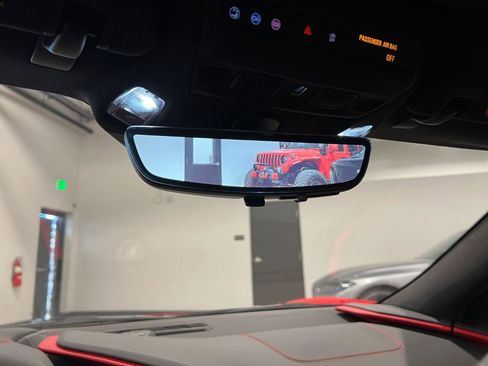 Used 2020 Chevrolet Corvette Stingray Premium Cpe w/ 3LT Preferred Equipment Group image 24