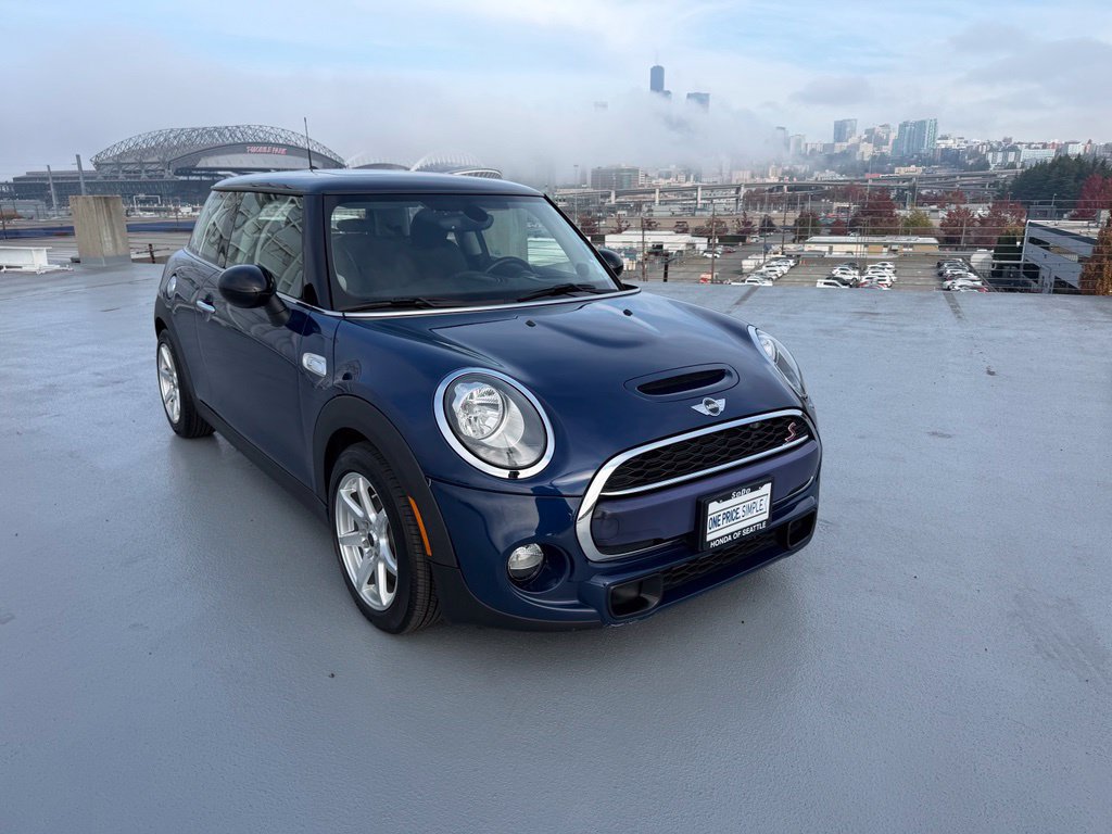 Used 2016 MINI Cooper S FWD image 1