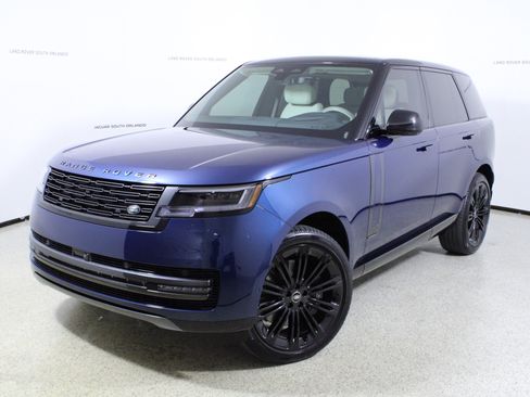 Used 2025 Land Rover Range Rover Autobiography image 1