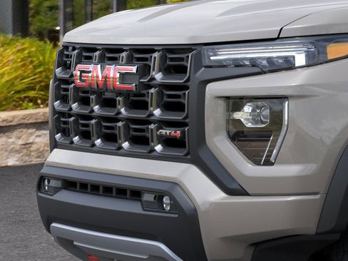 New 2026 GMC Canyon AT4 AWD/4WD image 13