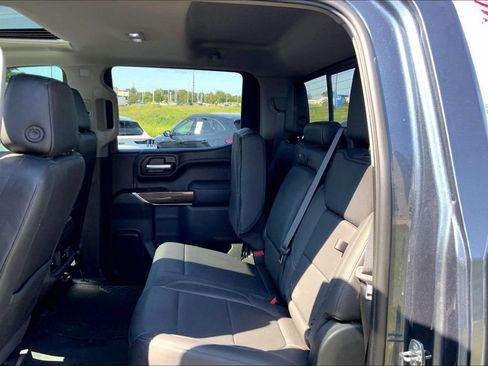 Used 2021 Chevrolet Silverado 1500 LT Trail Boss AWD/4WD image 11