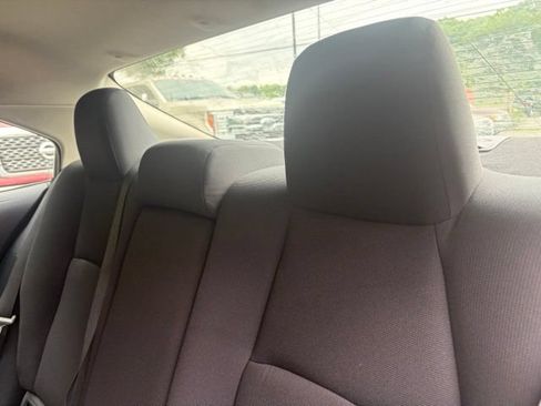 Used 2022 Toyota Corolla LE FWD image 15