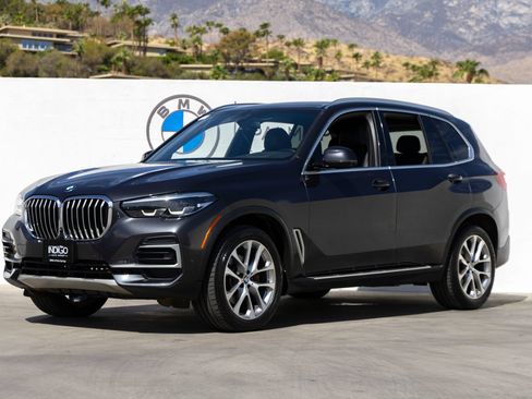 Used 2023 BMW X5 xDrive40i AWD/4WD image 1