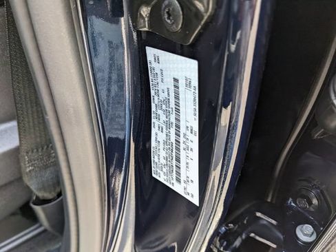 Used 2022 Ford F250 Lariat w/ Black Appearance Package AWD/4WD image 36