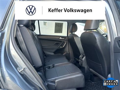 Used 2020 Volkswagen Tiguan SE image 20