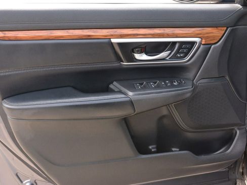 Used 2022 Honda CR-V Touring image 10