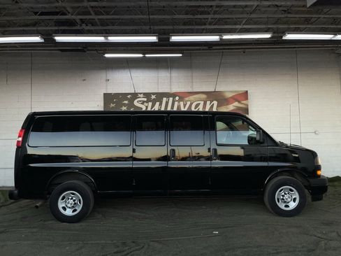Used 2019 Chevrolet Express 3500 LS w/ Cold Climate Package image 6