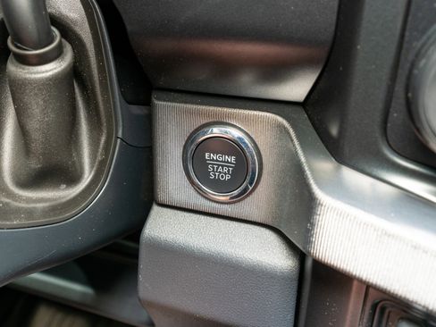 Used 2024 Ford F350 Platinum image 40