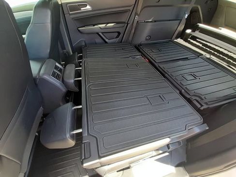 Used 2018 Volkswagen Atlas SE AWD/4WD image 49