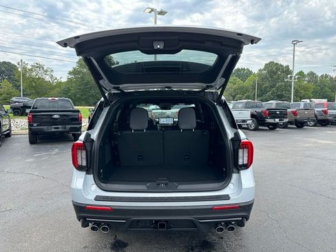New 2026 Ford Explorer ST AWD/4WD image 12