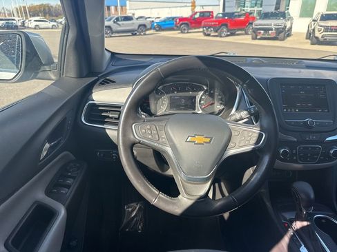 Used 2022 Chevrolet Equinox LT image 15