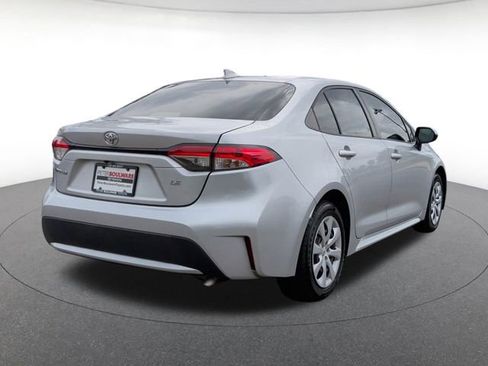 Used 2020 Toyota Corolla LE FWD image 5