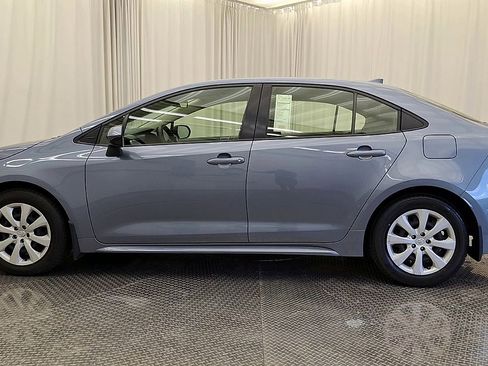 Used 2022 Toyota Corolla LE FWD image 8