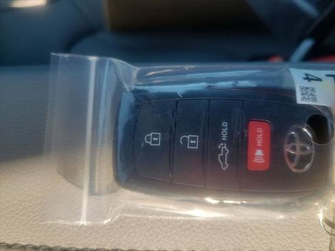Certified 2026 Toyota Tundra Limited w/ Power Package AWD/4WD image 40