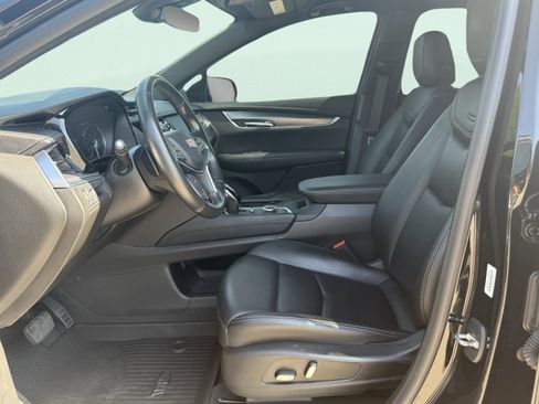 Used 2023 Cadillac XT5 Luxury image 27