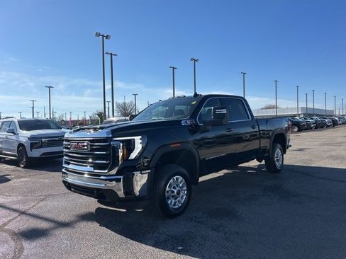 Used 2025 GMC Sierra 2500 SLE w/ Preferred Package image 7