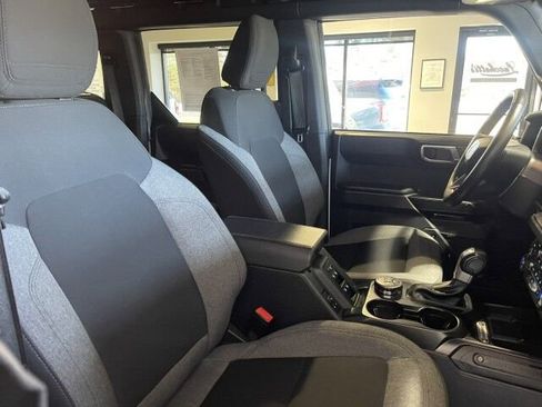 Used 2025 Ford Bronco Big Bend image 11