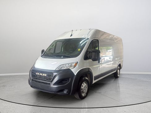 Used 2023 RAM ProMaster 2500 FWD image 5