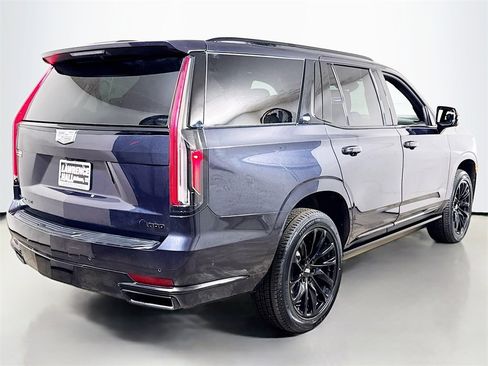 Used 2023 Cadillac Escalade Sport Platinum w/ LPO, ONYX Package image 4