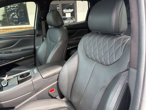 Used 2023 Hyundai Santa Fe Calligraphy image 3