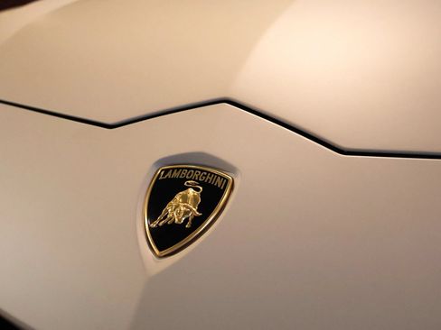 Used 2019 Lamborghini Urus AWD/4WD image 5