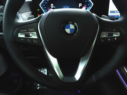 Used 2026 BMW X5 xDrive40i w/ Executive Package image 17