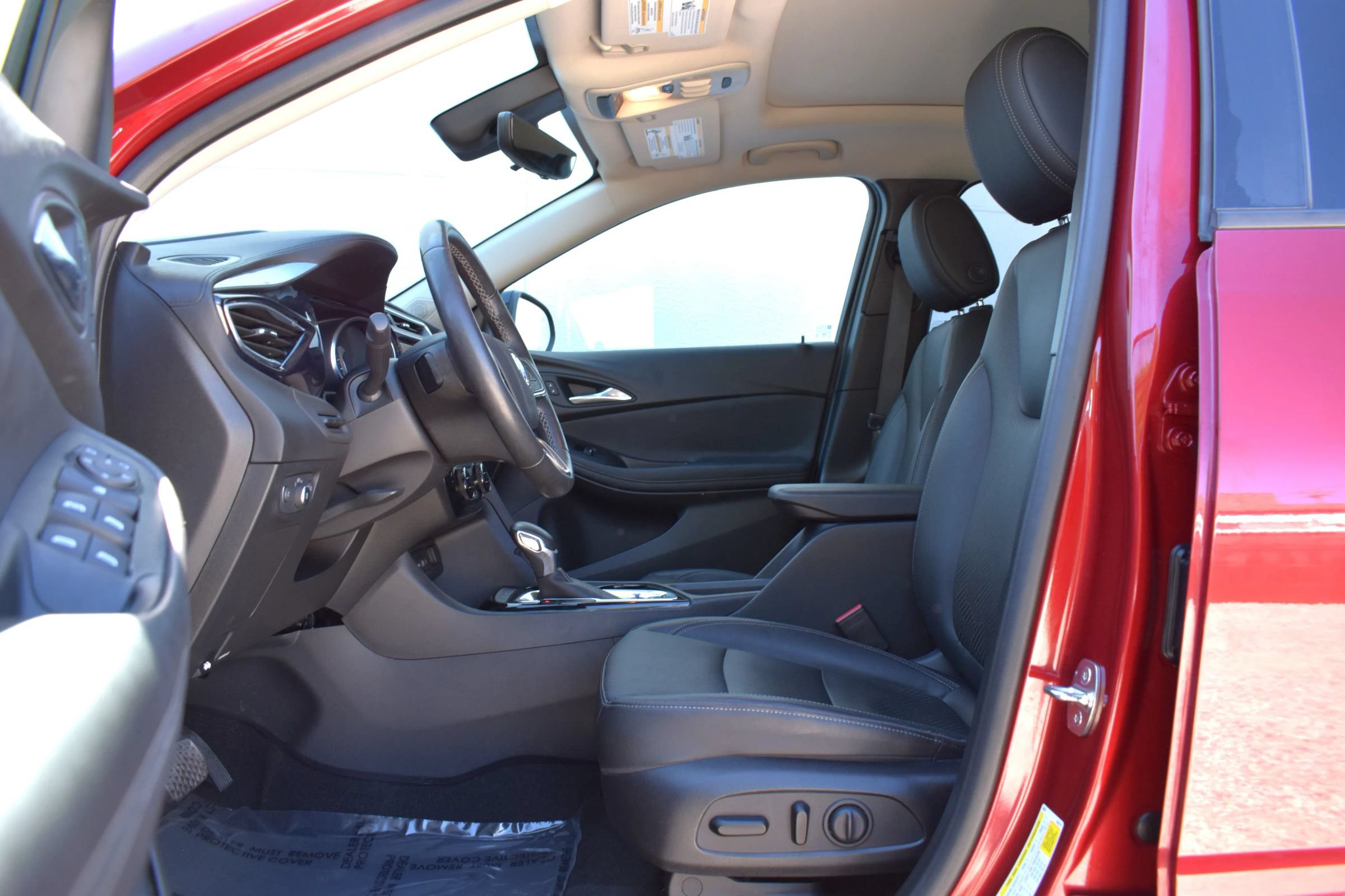 Used 2020 Buick Encore GX Essence w/ Experience Buick Package AWD/4WD image 44