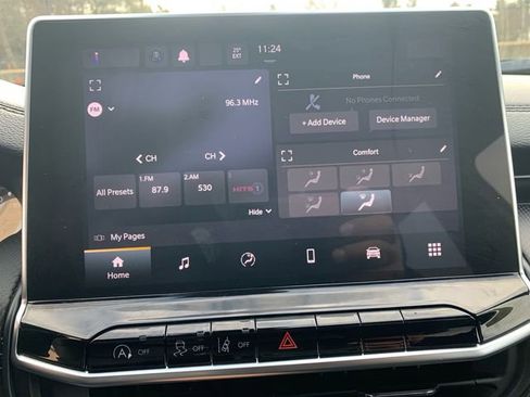 Used 2023 Jeep Compass Altitude image 31