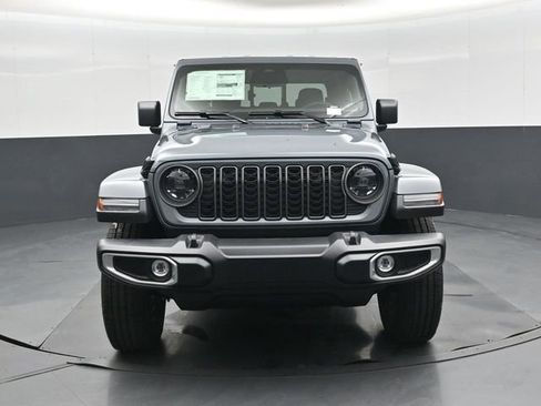 New 2026 Jeep Gladiator Sport AWD/4WD image 9