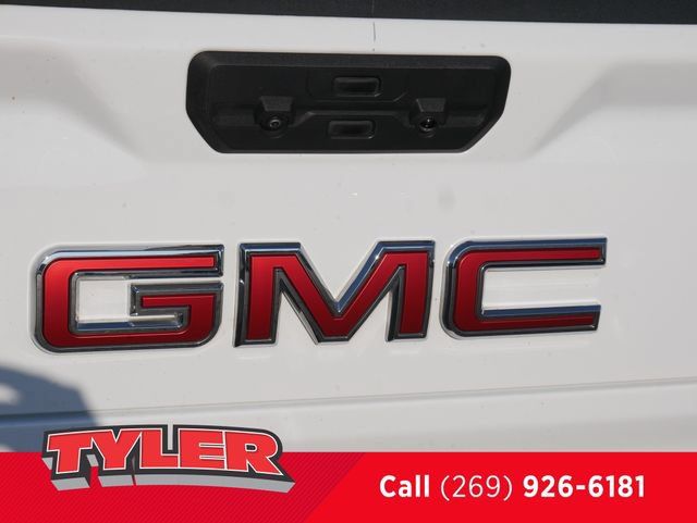 Used 2025 GMC Sierra 1500 SLT AWD/4WD image 18