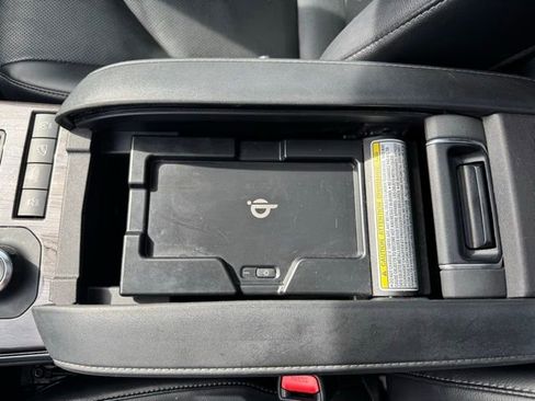 Used 2022 Toyota Highlander Platinum image 27