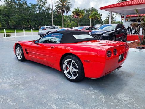 Used 2004 Chevrolet Corvette Convertible w/ Preferred Equipment Group RWD image 14