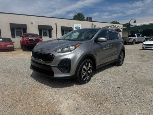 Used 2021 Kia Sportage LX FWD image 1