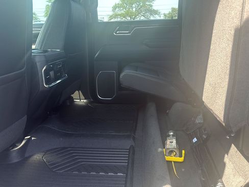 Used 2024 Chevrolet Silverado 2500 LTZ w/ LTZ Premium Package AWD/4WD image 27