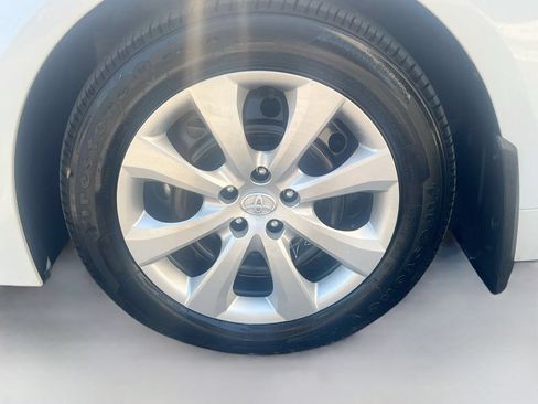 Used 2026 Toyota Corolla LE FWD image 30